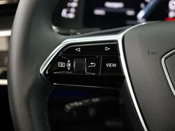 A7 Sportback 55 TFSI quattro S line Valcona Pano