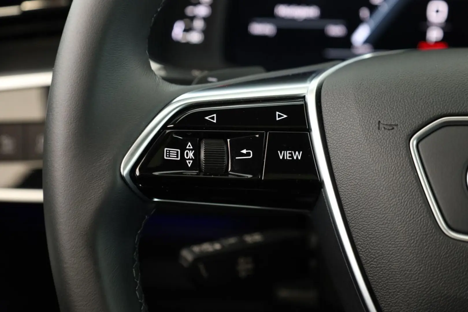 A7 Sportback 55 TFSI quattro S line Valcona Pano