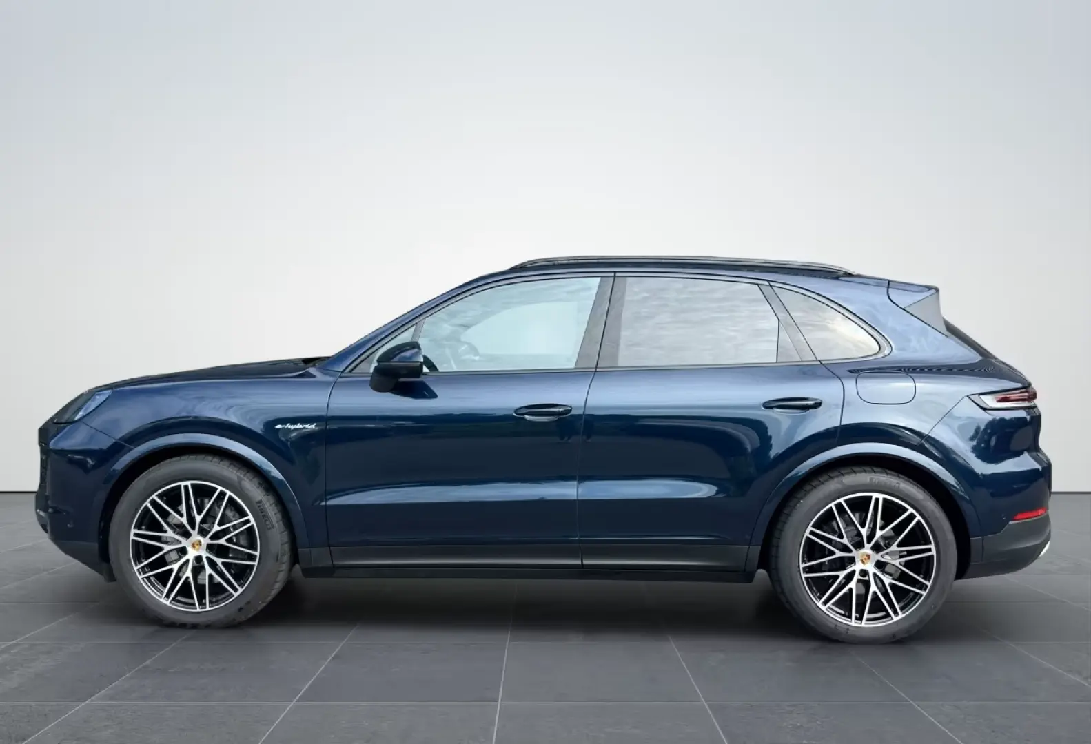 Porsche Cayenne E-Hibrid   Vizualizare surround