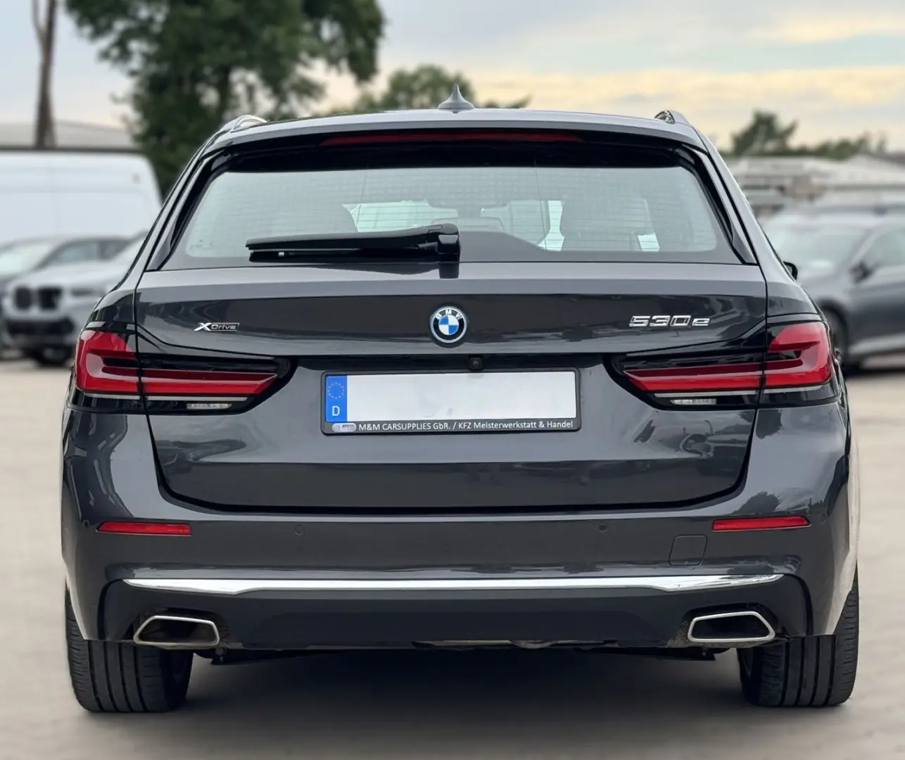 530e 360/PANO/HK/LASER/HUD/AHK/SITZBELÜFTUNG/MEM