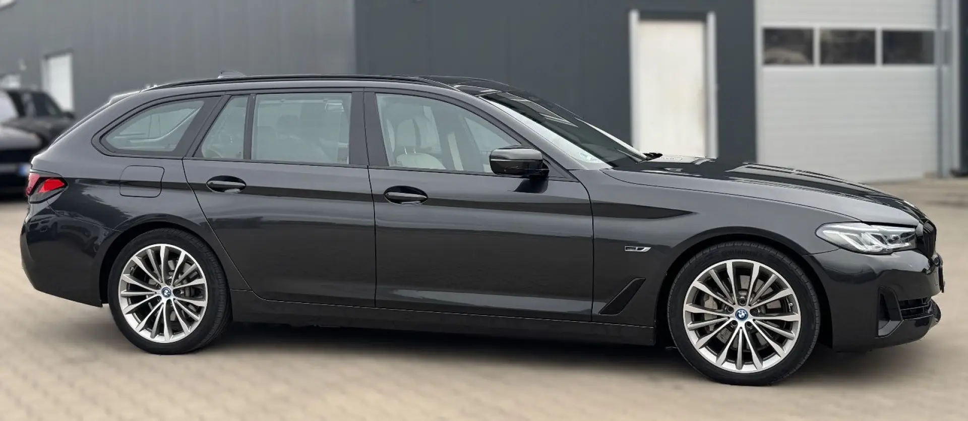 530e 360/PANO/HK/LASER/HUD/AHK/SITZBELÜFTUNG/MEM