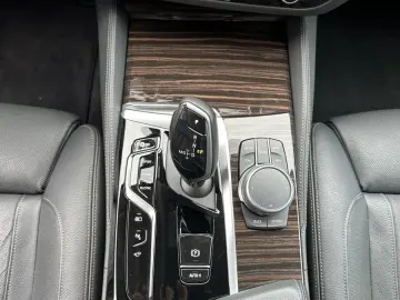 530e Touring xDrive Luxury NAV+LASER+HUD+H&K+ACC