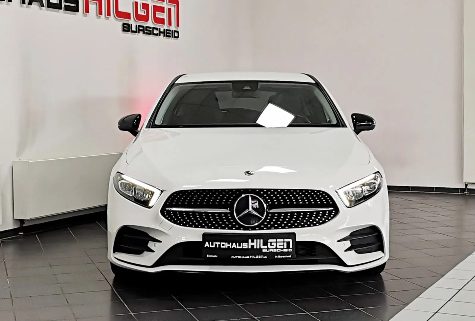 A 180 AMG 7G*R.Kamera*AmbienteBel*Navi*SHZ*LED