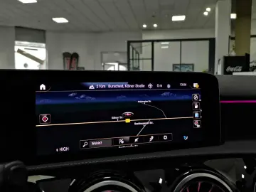 A 180 AMG 7G*R.Kamera*AmbienteBel*Navi*SHZ*LED