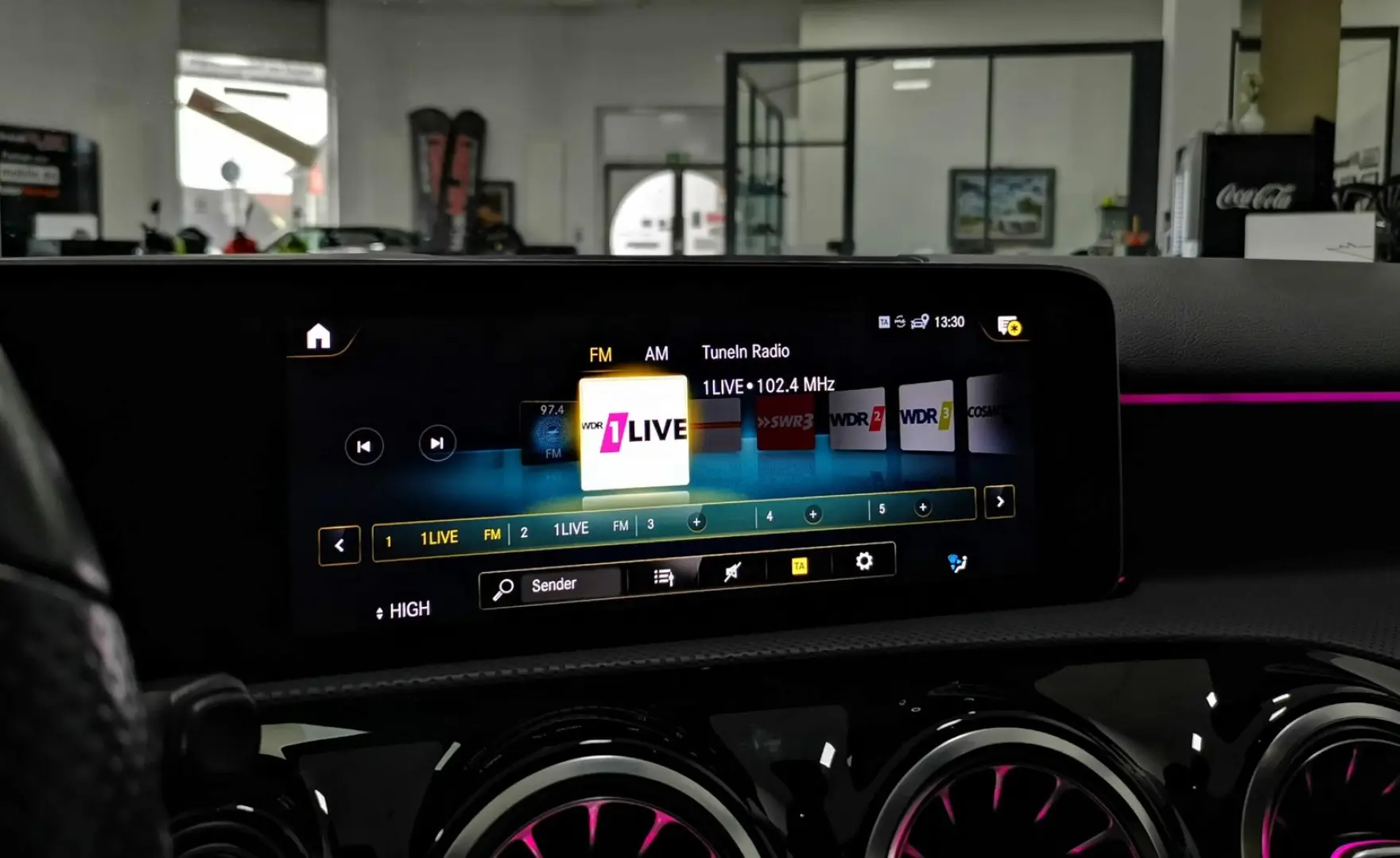 A 180 AMG 7G*R.Kamera*AmbienteBel*Navi*SHZ*LED
