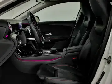 A 180 AMG 7G*R.Kamera*AmbienteBel*Navi*SHZ*LED