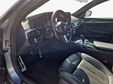 530e xDrive Touring Aut. Laser Head-Up Pano AHK