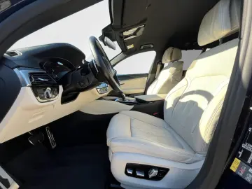 530e xDrive Touring M-Sport AHK Laser HUD DrivAs