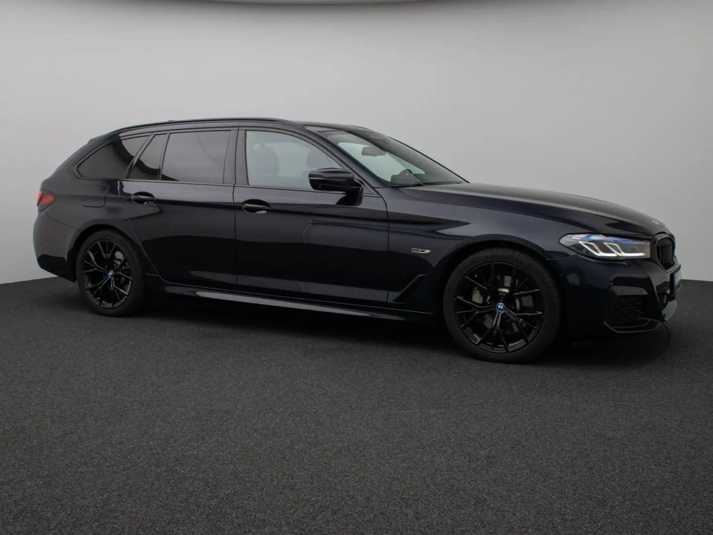 530e xD M Sport Panorama Laser 360°HUD DAB H/K