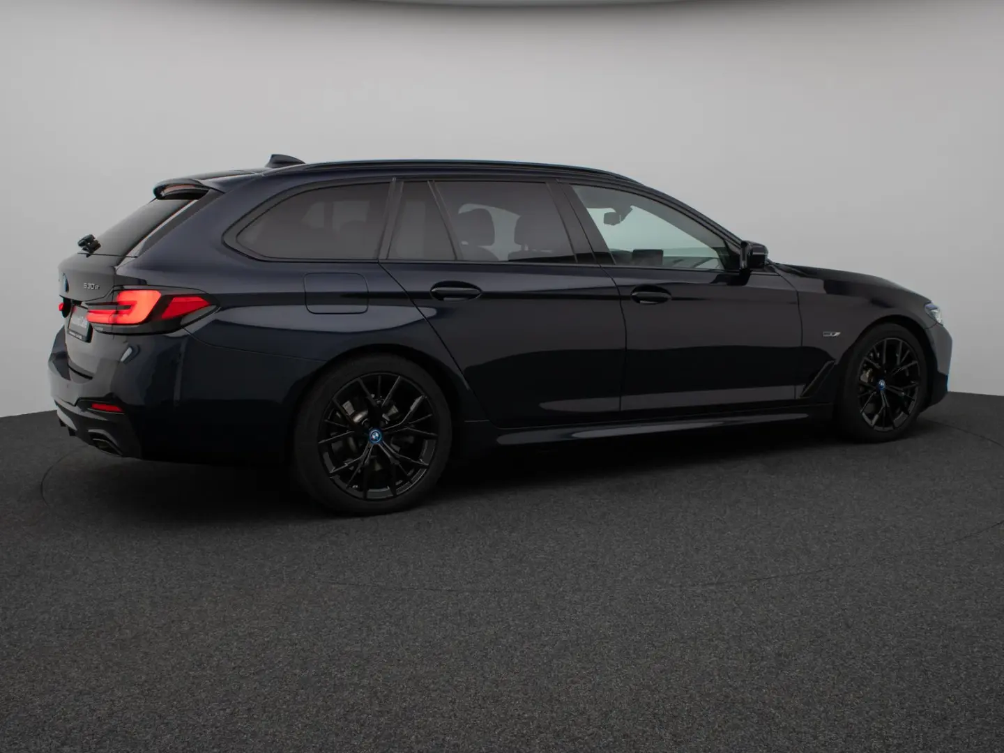 530e xD M Sport Panorama Laser 360°HUD DAB H/K