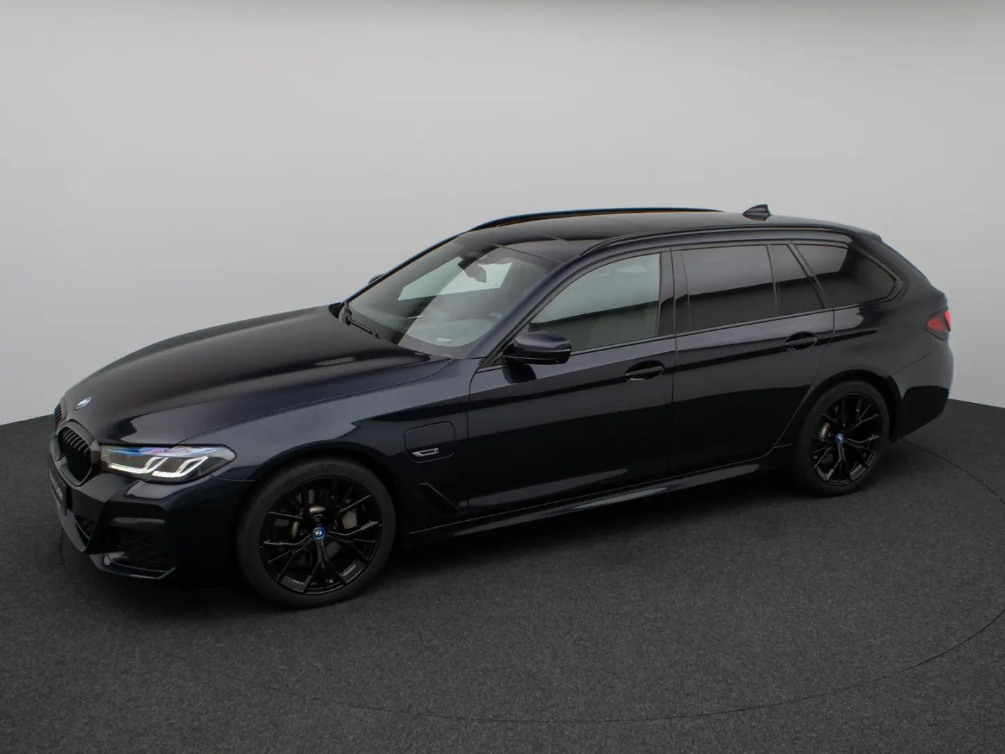 530e xD M Sport Panorama Laser 360°HUD DAB H/K