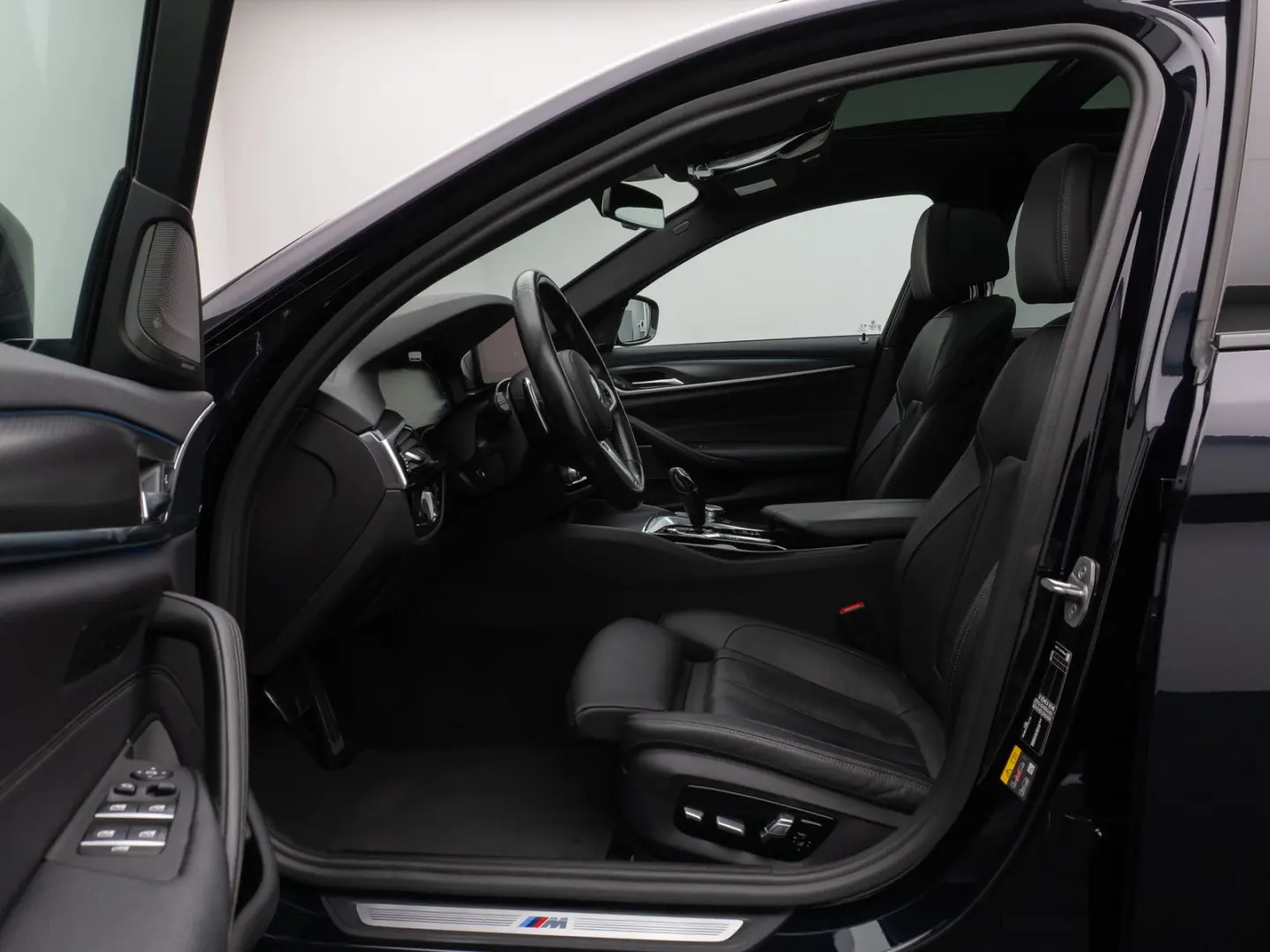 530e xD M Sport Panorama Laser 360°HUD DAB H/K
