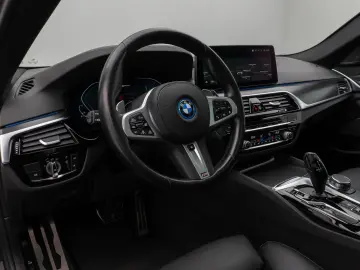 530e xD M Sport Panorama Laser 360°HUD DAB H/K