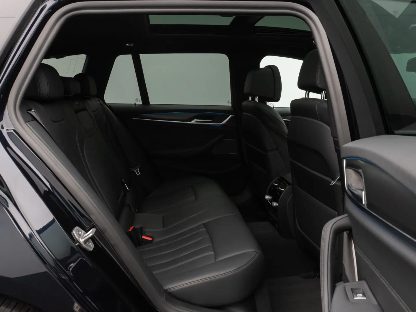 530e xD M Sport Panorama Laser 360°HUD DAB H/K