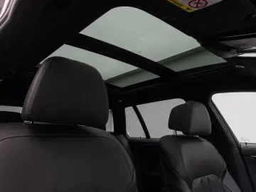 530e xD M Sport Panorama Laser 360°HUD DAB H/K