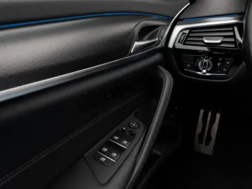 530e xD M Sport Panorama Laser 360°HUD DAB H/K