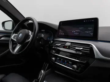 530e xD M Sport Panorama Laser 360°HUD DAB H/K