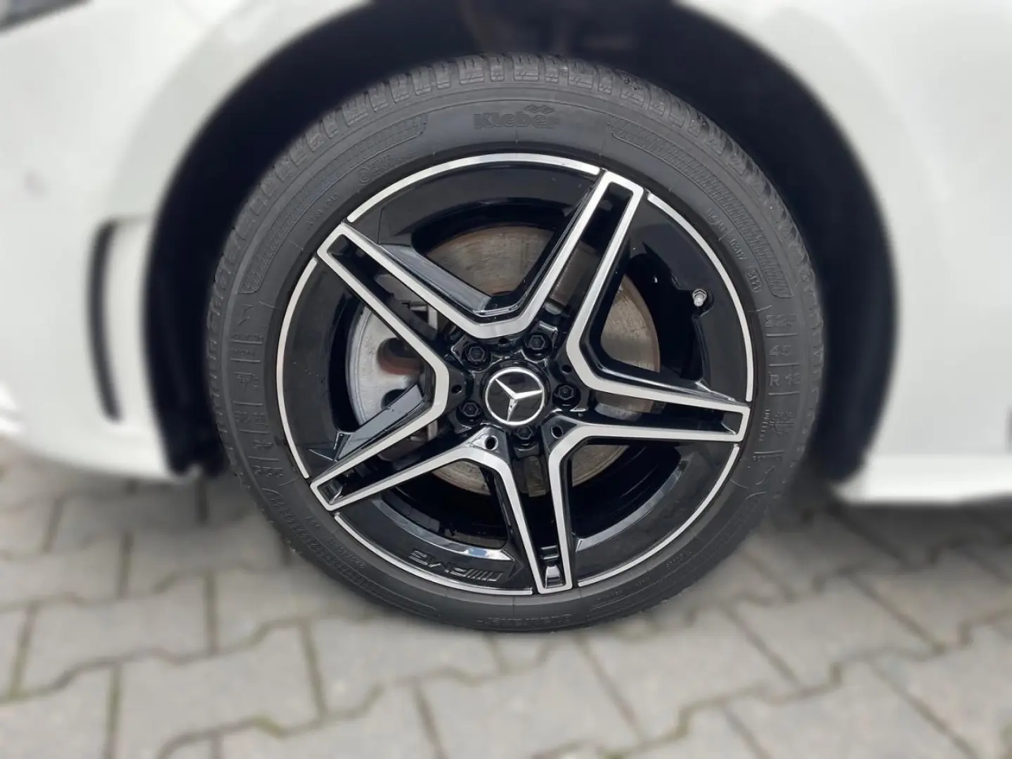 A 250 e AMG-EDITION+LED+KAMERA+NAVI+
