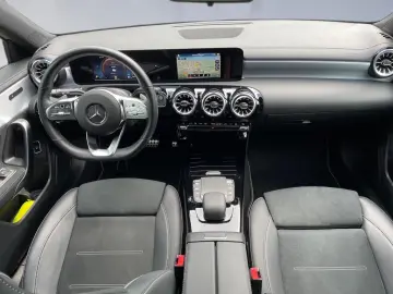 A 250 e AMG-EDITION+LED+KAMERA+NAVI+