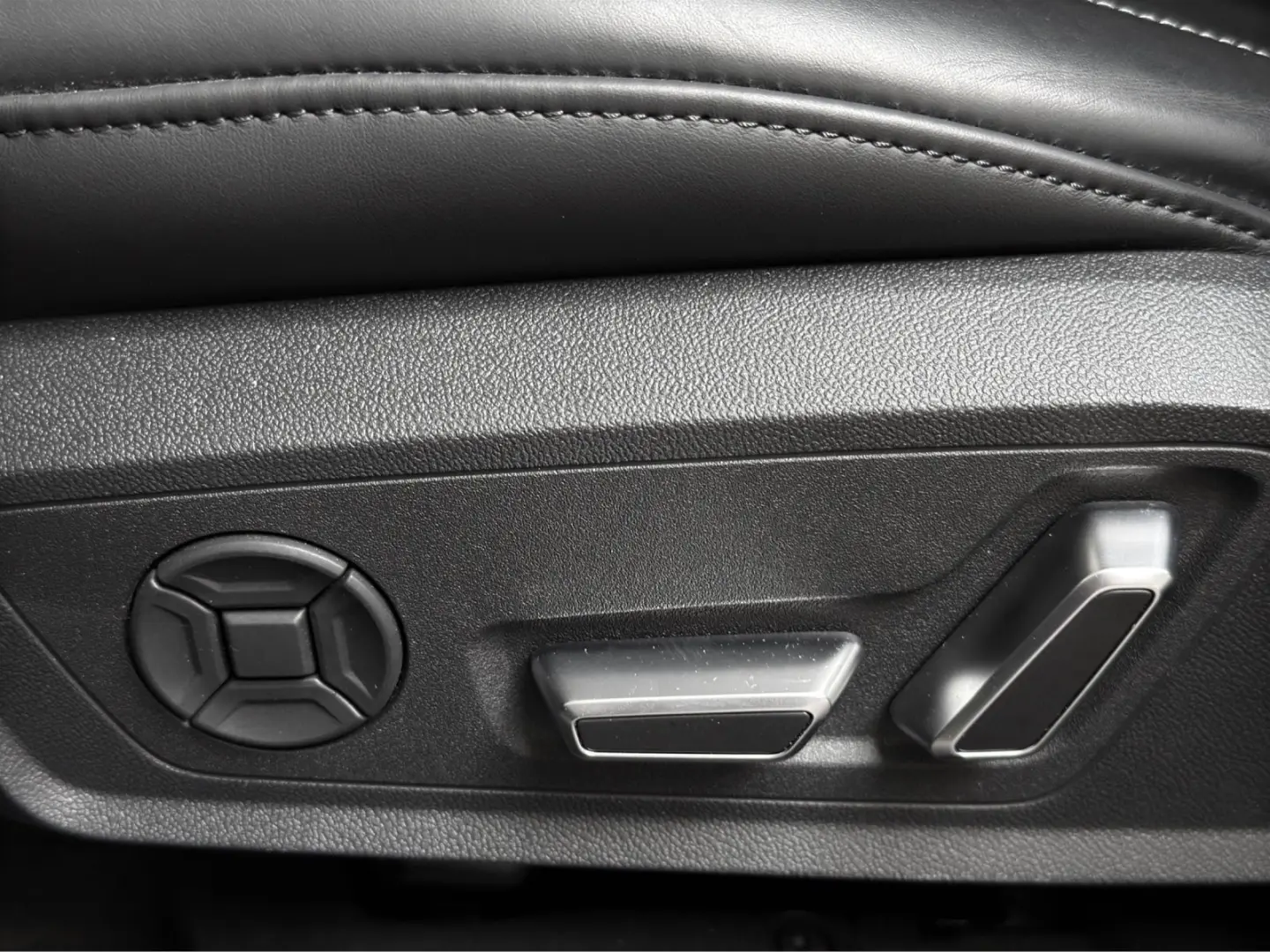 A6 50 TFSI e Q ADVANCED UPE92 LM19 HuD TV MEMORY