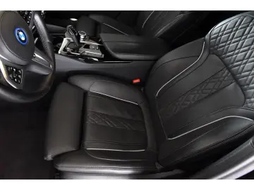 545 e xDrive Luxury Line Harman Kardon Gestikste