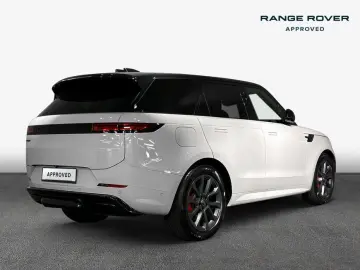 Range Rover Sport D300 Dynamic HSE