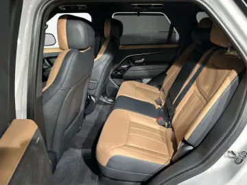 Range Rover Sport D300 Dynamic HSE