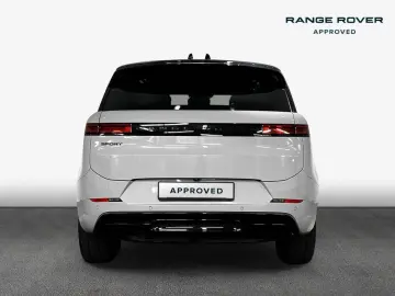 Range Rover Sport D300 Dynamic HSE