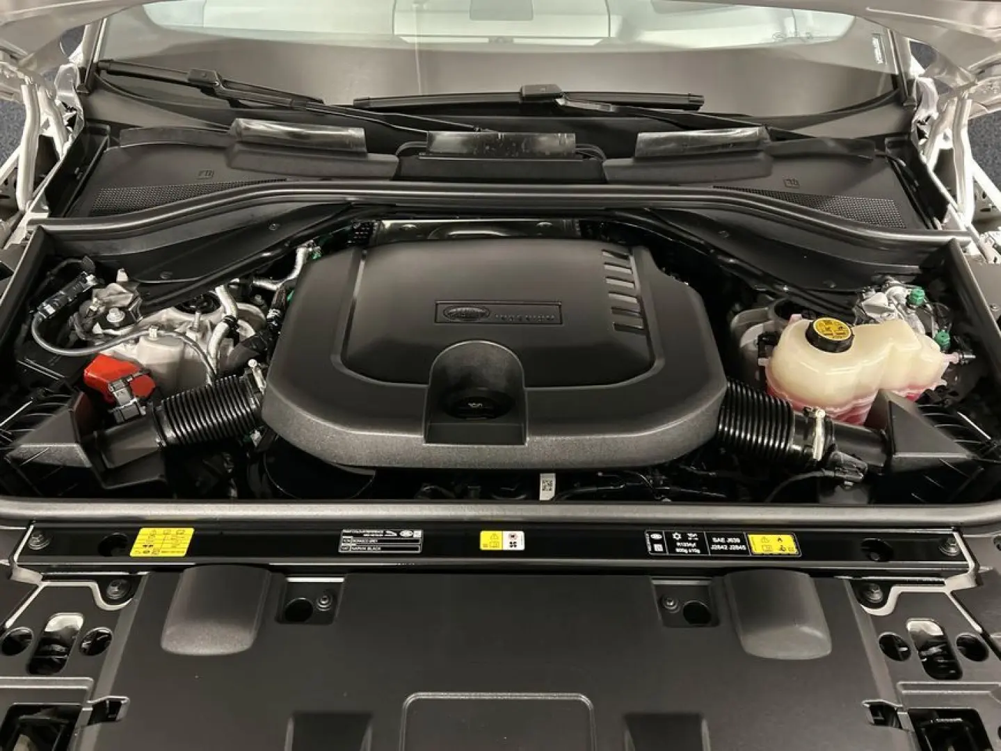 Range Rover Sport D300 Dynamic HSE