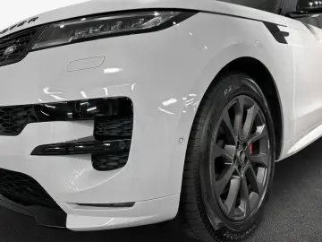 Range Rover Sport D300 Dynamic HSE