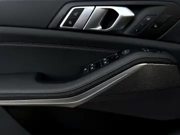X5 xDrive45e M SPORTPAKET AHK Komfortsitze Head-