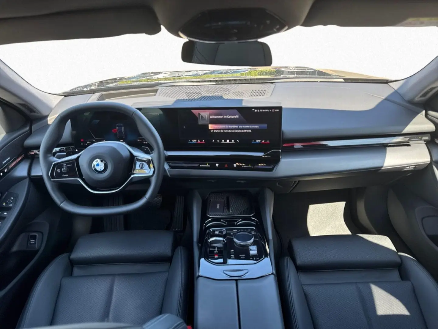 520d xDrive Touring/Ventilation/360/HarmanKardon