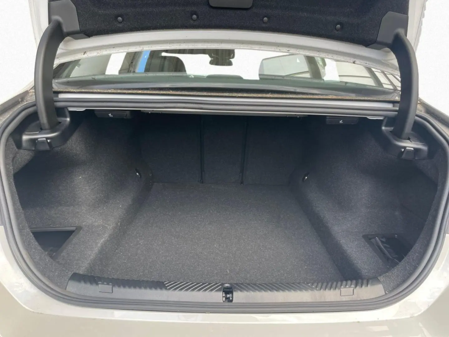 520d xDrive LiCoPro St&Go HUD Memory 360° H/K Ventil