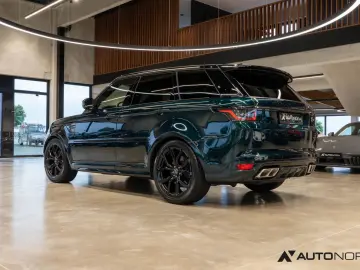 Range Rover Sport SVR Carbon Soft-Close Pano
