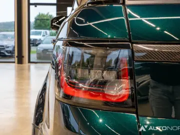 Range Rover Sport SVR Carbon Soft-Close Pano