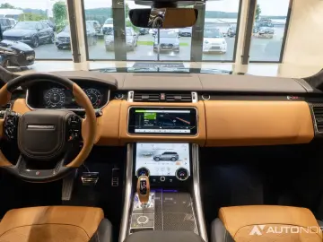 Range Rover Sport SVR Carbon Soft-Close Pano