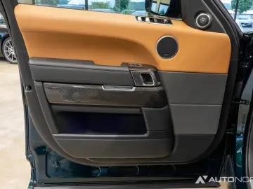 Range Rover Sport SVR Carbon Soft-Close Pano