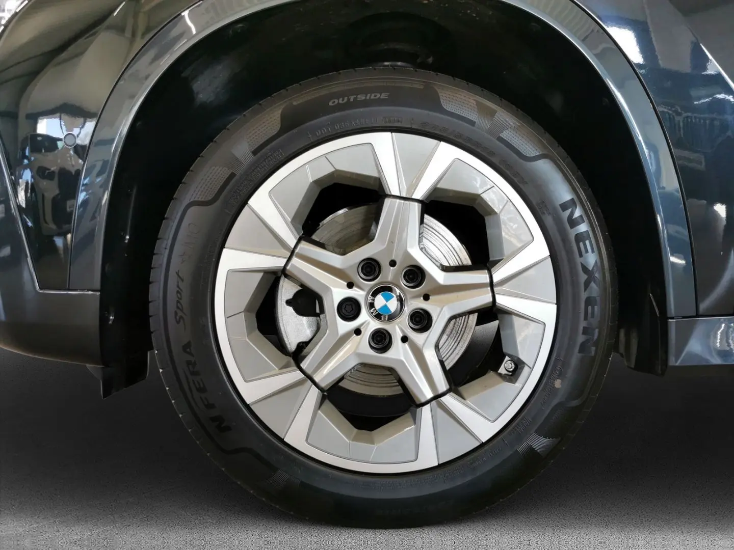 X1 xDRIVE 20d xLine 18''LC PROF HuD 360°AHK SPOR