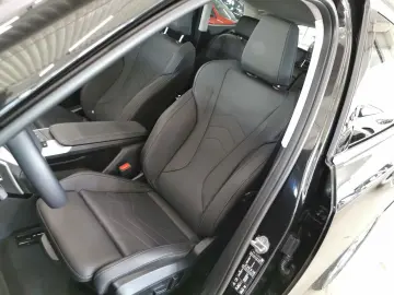 X1 xDRIVE 20d xLine 18''LC PROF HuD 360°AHK SPOR