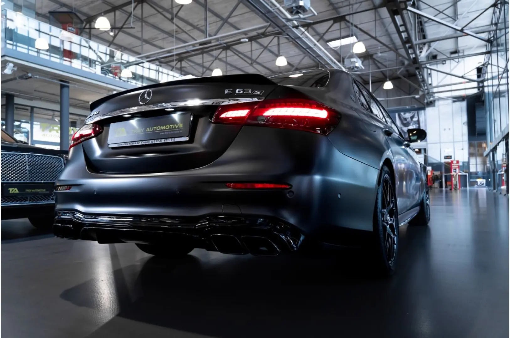 Mercedes-Benz E 63 S AMG - Final Edition 1 of 999