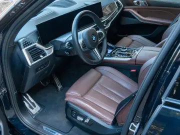 X5 M60i M SPORT; Panorami, 360°,22