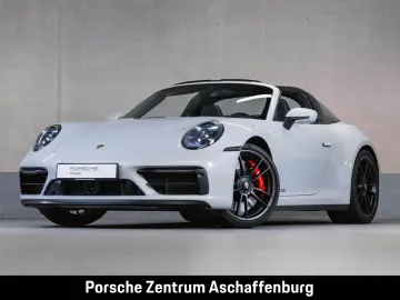 911 Targa 4 GTS Hinterachslenkung 18 Wege Nachts