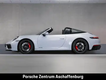 911 Targa 4 GTS Hinterachslenkung 18 Wege Nachts