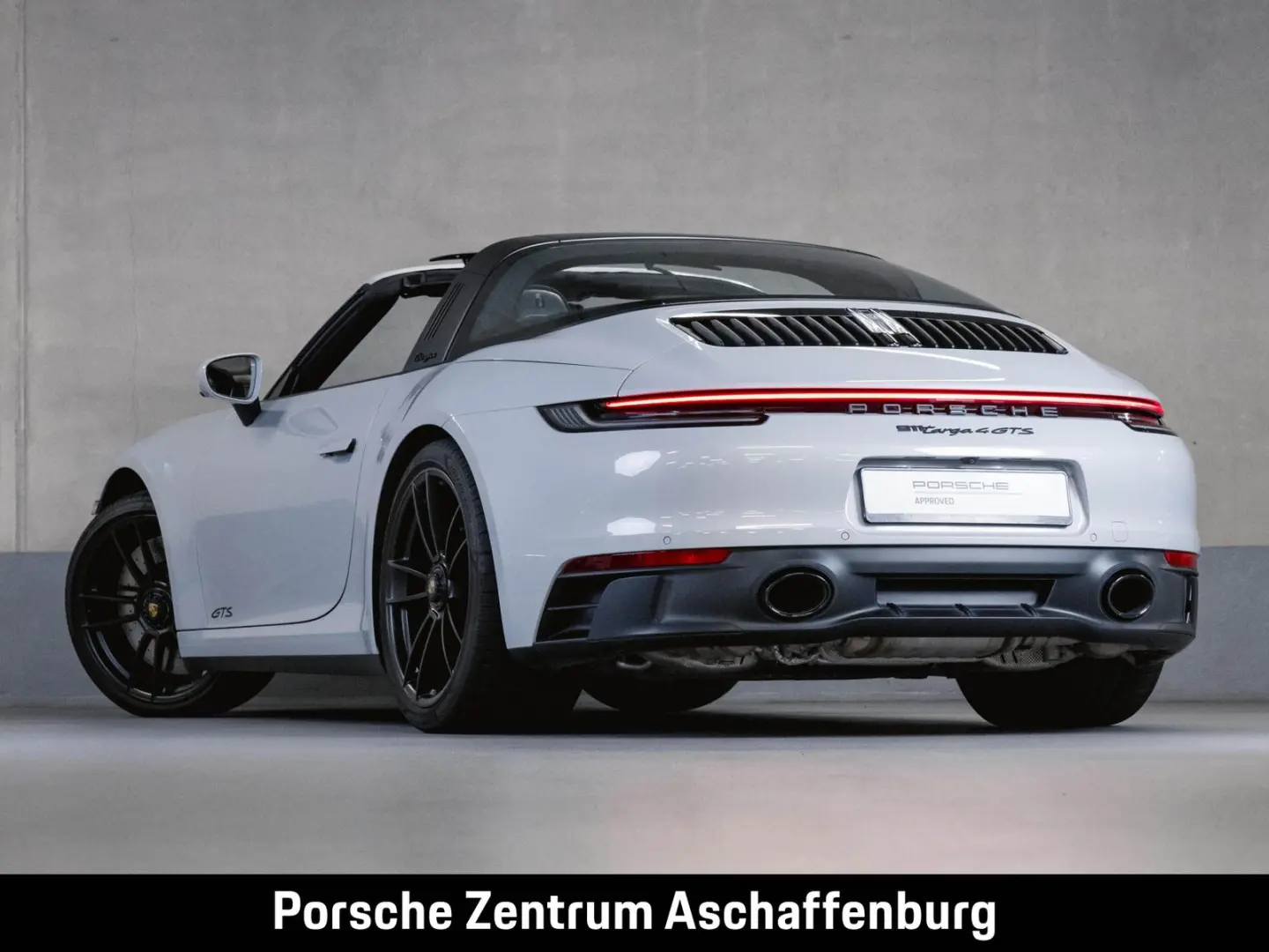 911 Targa 4 GTS Hinterachslenkung 18 Wege Nachts