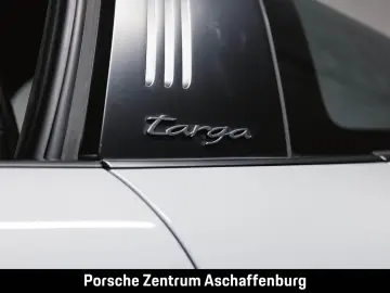 911 Targa 4 GTS Hinterachslenkung 18 Wege Nachts