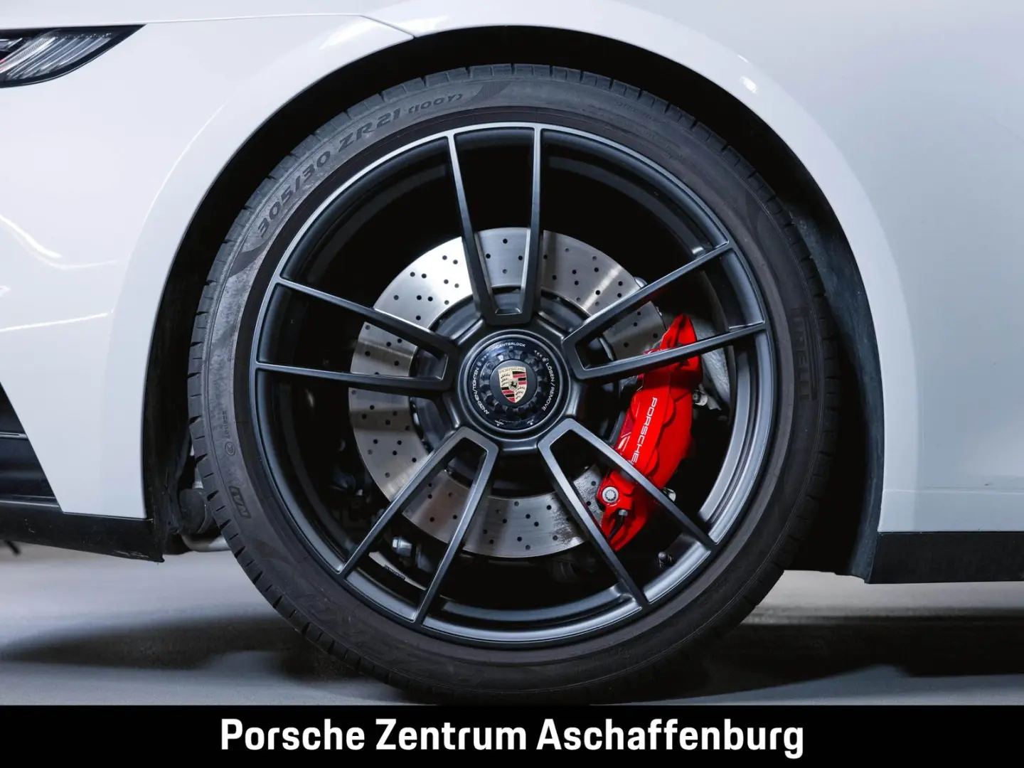 911 Targa 4 GTS Hinterachslenkung 18 Wege Nachts