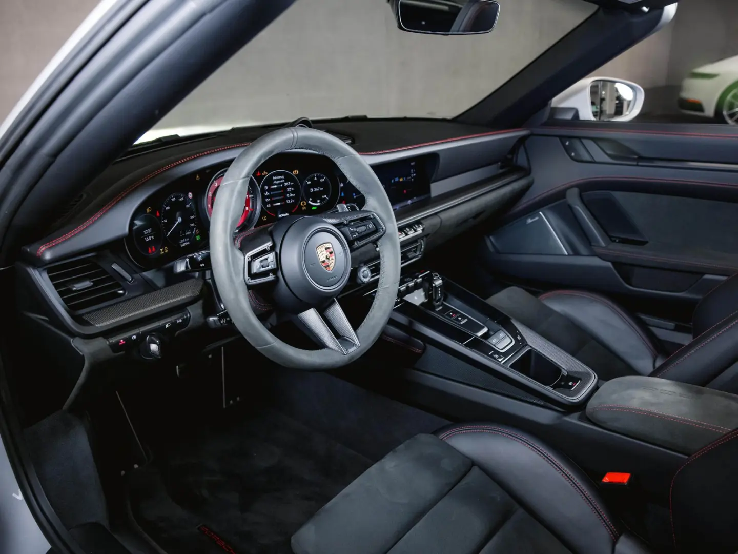 911 Targa 4 GTS Hinterachslenkung 18 Wege Nachts