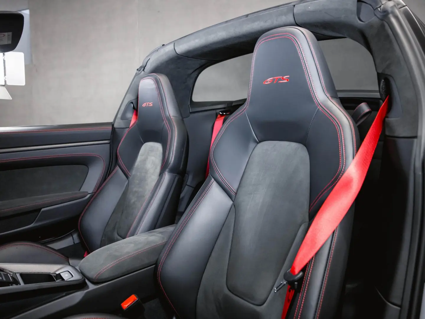 911 Targa 4 GTS Hinterachslenkung 18 Wege Nachts
