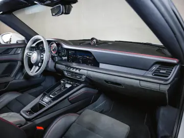 911 Targa 4 GTS Hinterachslenkung 18 Wege Nachts