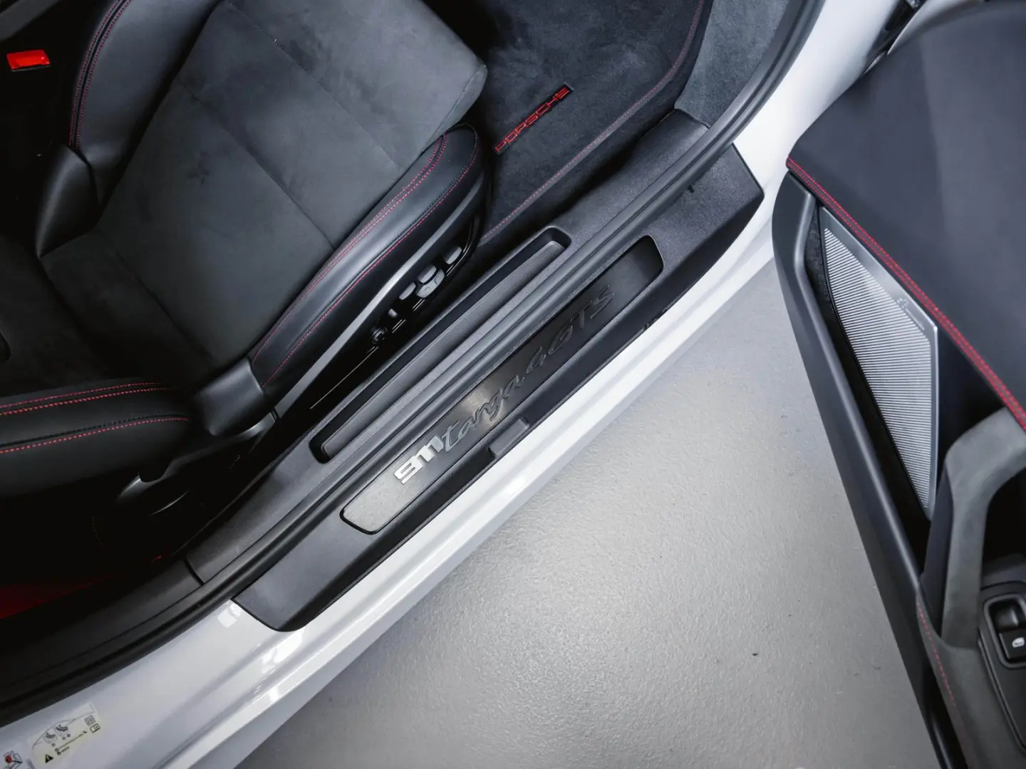 911 Targa 4 GTS Hinterachslenkung 18 Wege Nachts